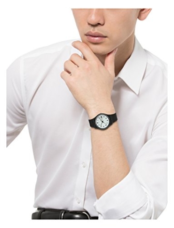 Swatch Herrenuhr Analog Quarz mit Plastikarmband – GB 743 - 
